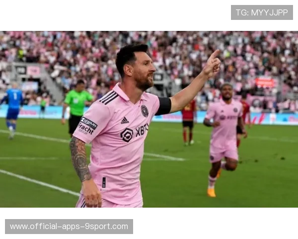 拜仁追梅西式节拍手:激情与技巧的完美融合 拜仁追梅西式节拍手:激情与技巧的完美融合