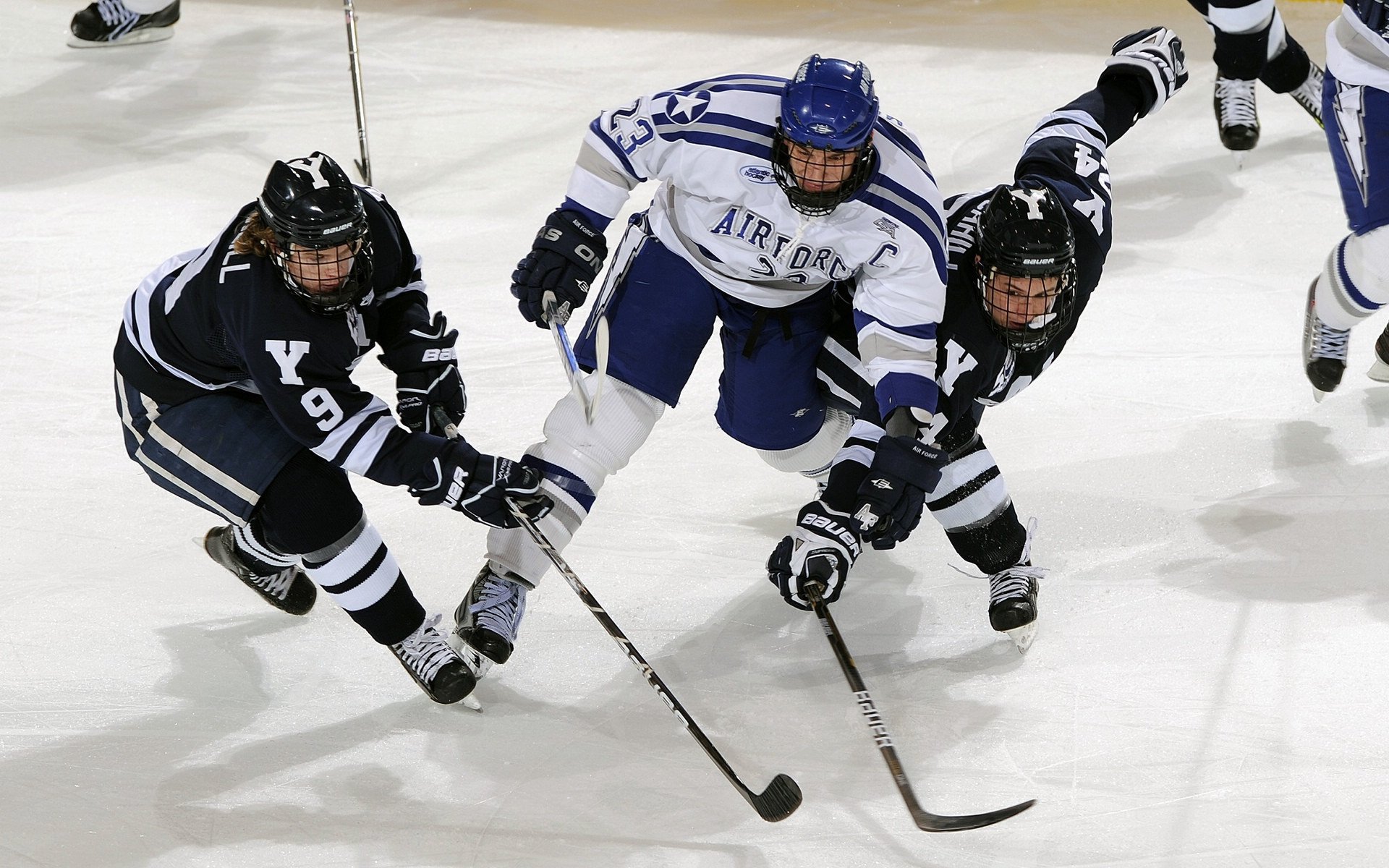九游娱乐-美国女子足球：提前晋级，冠军呼之欲出！，美国女子职业足球联赛排名